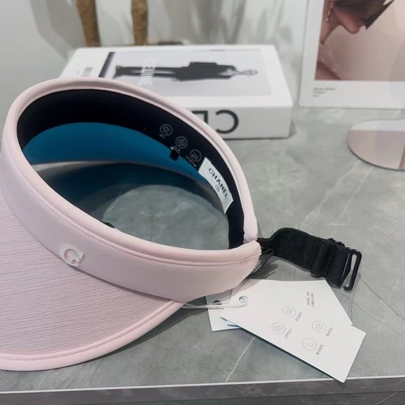 AUTHENTIC CHANEL Hats main image 7